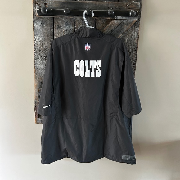 Men's Nike Colts Football Light Weight Half Zipper Short Sleeve Jacket - Picture 2 of 6
